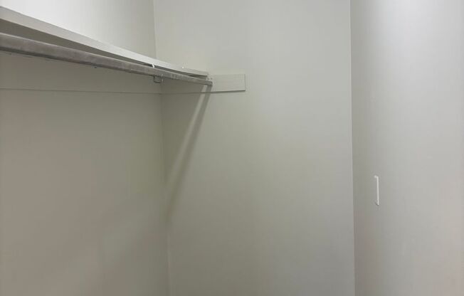 1 bed, 1 bath, 550 sqft, $1,095, Unit 07CS