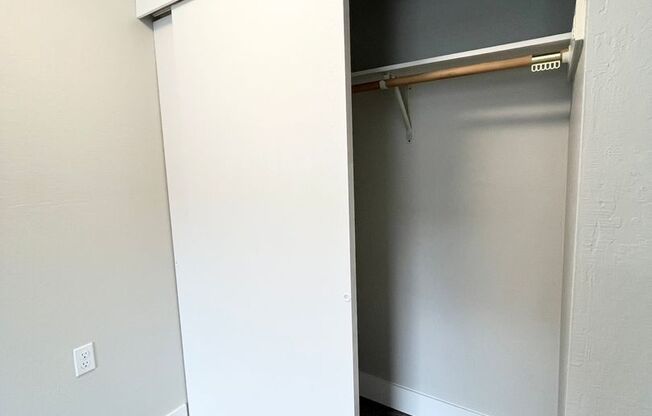 1 bed, 1 bath, 636 sqft, $1,595, Unit 125