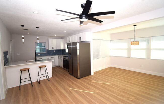 2 beds, 1 bath, $1,450