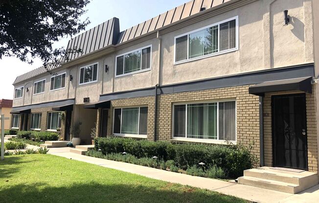 1165 Thompson Ave.