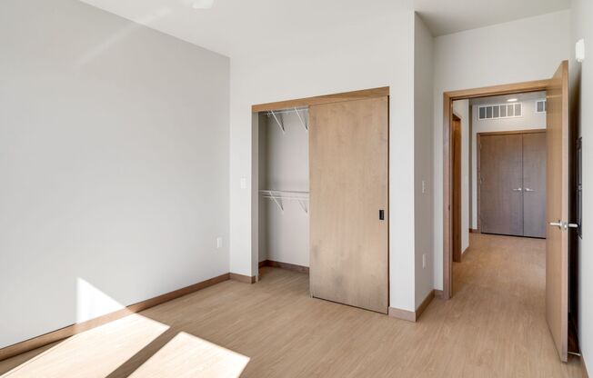 1 bed, 1 bath, 719 sqft, $1,905, Unit 101
