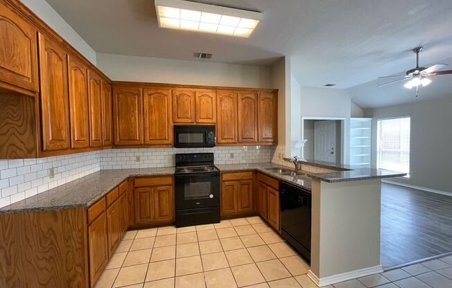 2217 Ragland RD Mansfield TX 76063