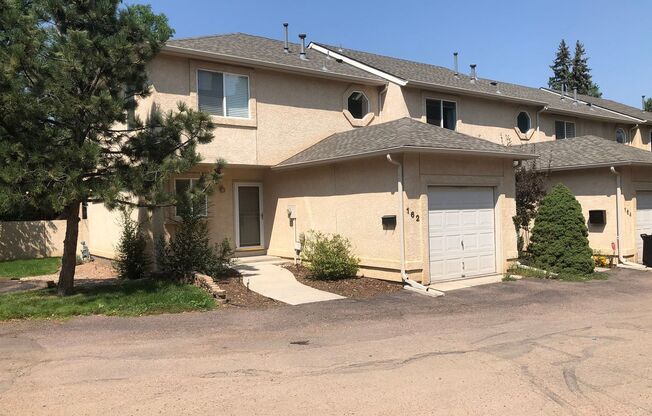 2 Bed, 3 Bath 1 Car Garage, Southwest Townhome Near Fort Carson!