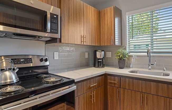 Upscale Stainless Steel Appliances at Colonial Garden Apartments, San Mateo, CA