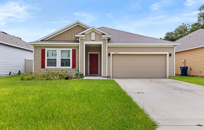 $500 OFF 1st Month's Rent! 3 bedroom 2 bath w study in Newberry