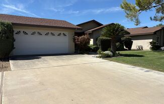 2‑Bed, 2‑Bath Condo in Bakersfield | Garage, Water Included