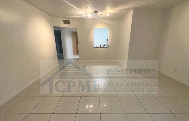 2 beds, 1 bath, 896 sqft, $2,095, Unit B102