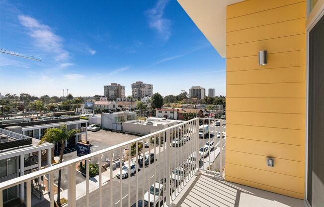 2 beds, 1 bath, 1,007 sqft, $3,999, Unit 401