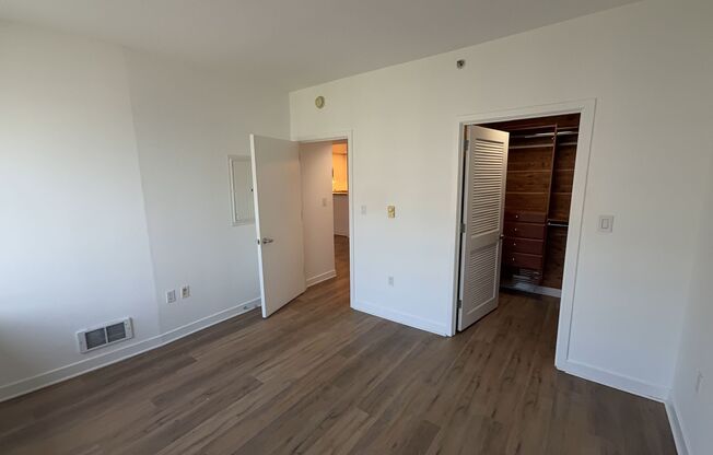 1 bed, 1 bath, $5,200, Unit # 607
