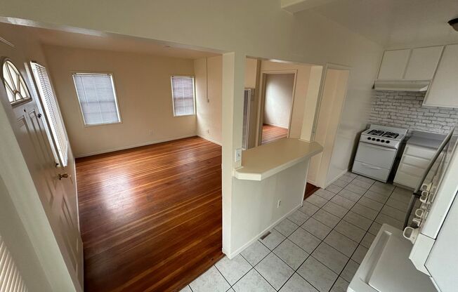 1 bed, 1 bath, $1,895