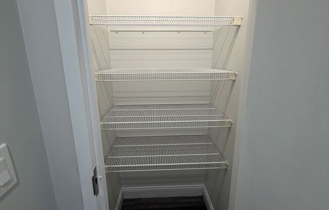 1 bed, 1 bath, 683 sqft, $2,195, Unit 207