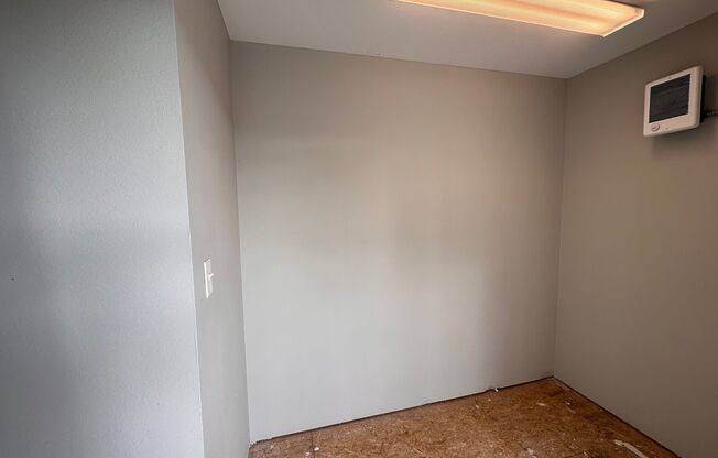 1 bed, 1 bath, 785 sqft, $1,295, Unit 4820 # 201