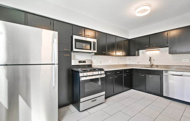2333 West Lunt Ave.