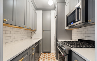 1 bed, 1 bath, $7,250, Unit 20P