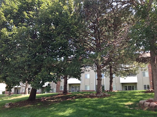 Welcome to Muirfield Apartments