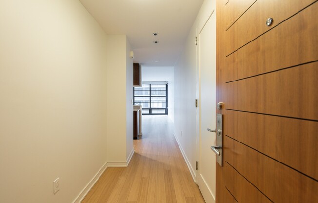 1 bed, 1 bath, 855 sqft, $5,000, Unit 6F