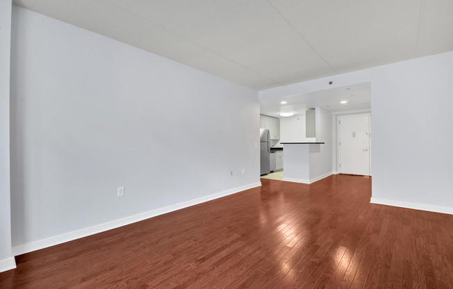 2 beds, 2 baths, $4,500, Unit B205