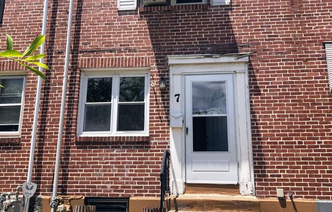 Beautiful Two Bedroom Home in Norristown's West End!