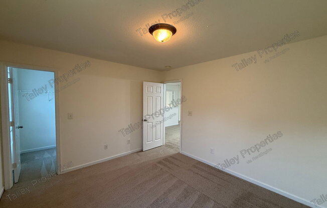 4 beds, 2.5 baths, 2,450 sqft, $2,199