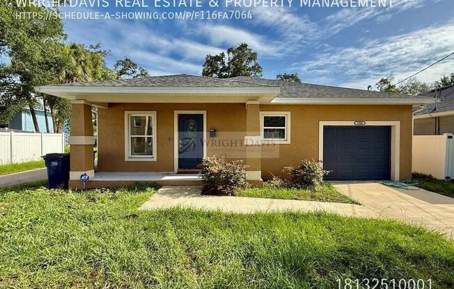 2904 E COLUMBUS DR