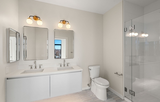 2 beds, 2 baths, 902 sqft, $4,500, Unit 710