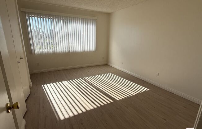 1 bed, , 750 sqft, $2,100, Unit 320