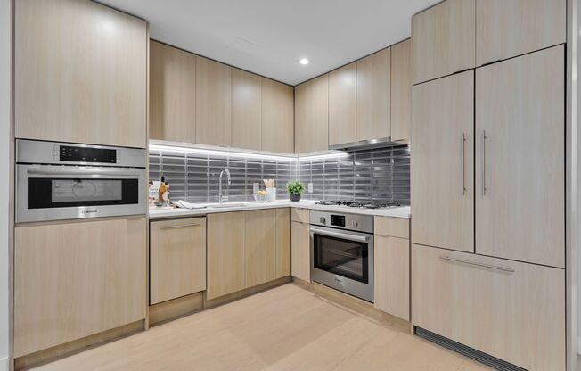 2 beds, 2 baths, 905 sqft, $3,995, Unit 103