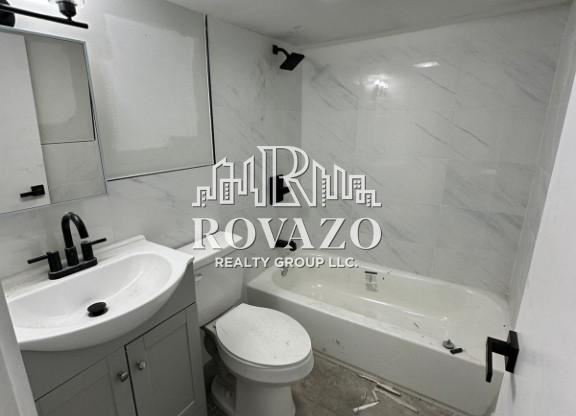 112 Milford Ave #2