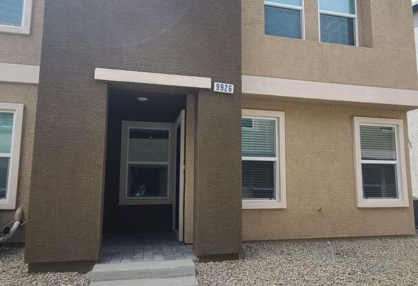 Brand new townhome in gated community!