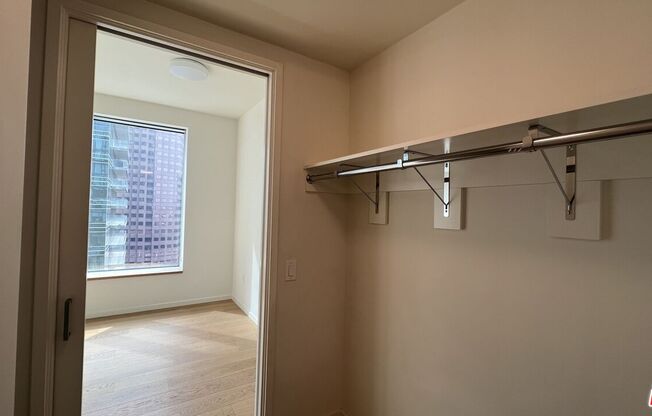 Studio, 1 bath, 480 sqft, $2,500, Unit 807