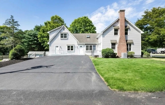 15 MELCHER ST