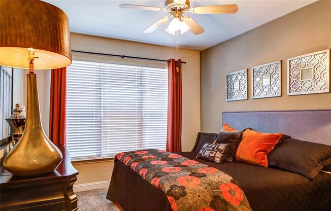 4620 N BRAESWOOD BLVD