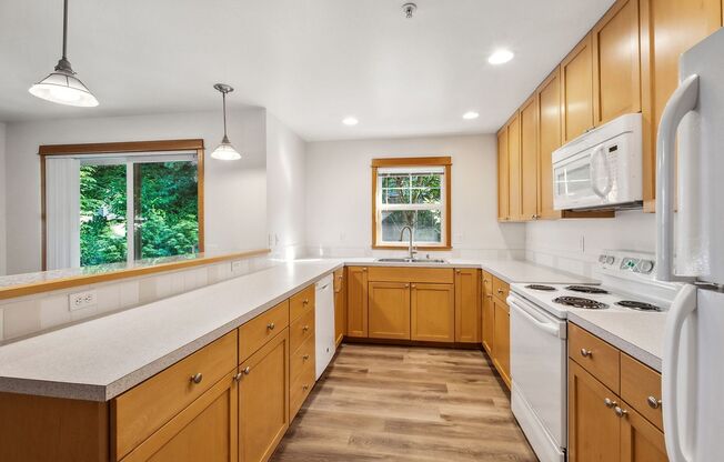 2-Bedroom Apartment for Rent at North Admiral Court - West Seattle