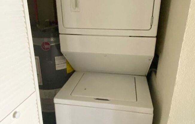 2 BEDROOM CONDO BY UNT