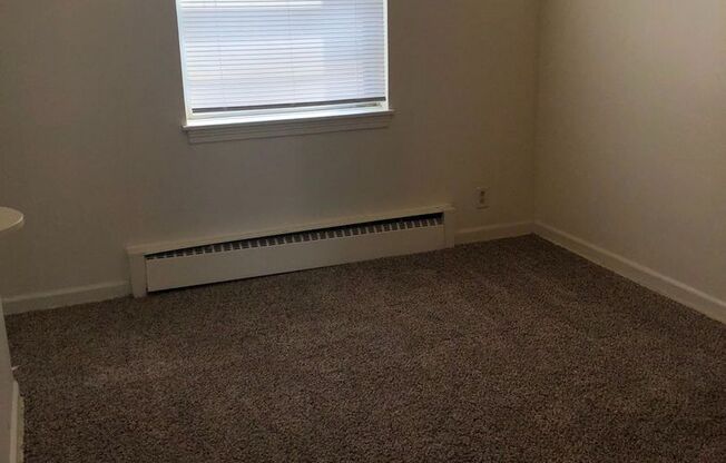 1 bed, 1 bath, 580 sqft, $625, Unit 1300-1414