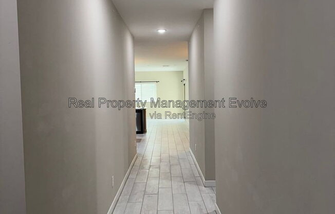5 beds, 3 baths, 2,033 sqft, $2,990