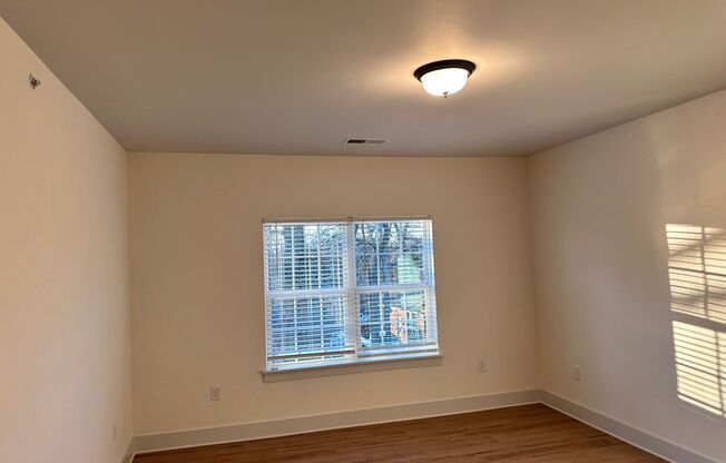 Beautiful Brand New Three Bedroom Apartment!