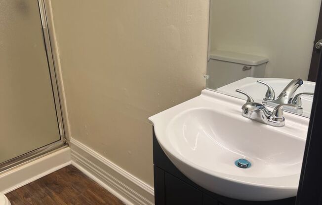 Studio, 1 bath, $1,049