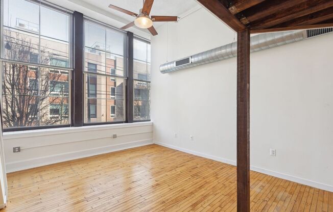 Newly Renovated Condo Center City