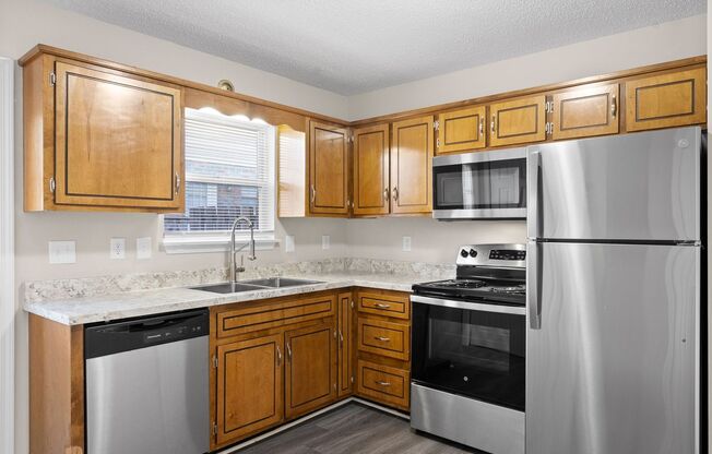 2 beds, 1.5 baths, 1,000 sqft, $995, Unit 2244B