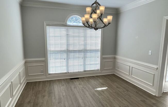 Refreshed 4 Bed home in Ballantyne