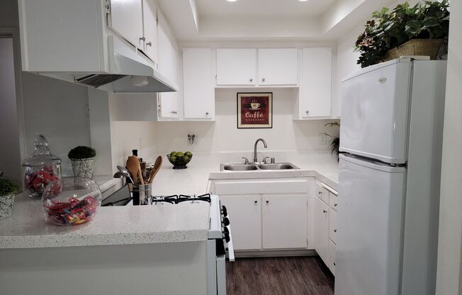 1 bed, 1 bath, 713 sqft, $2,025, Unit A139