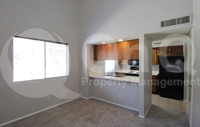520 N STAPLEY DR