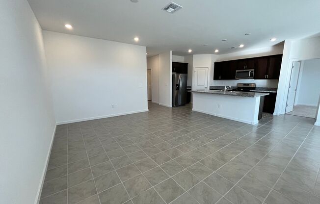Brand New Home in Maricopa