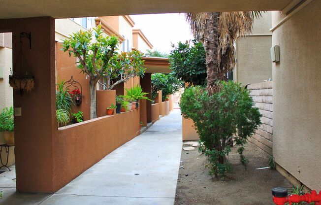 Nordhoff Townhomes