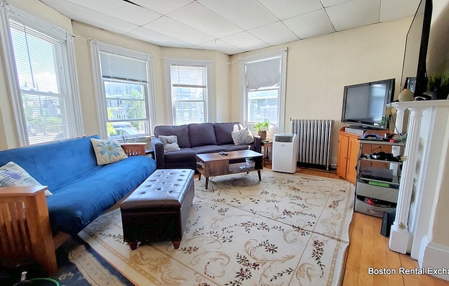 757 SOMERVILLE AVE