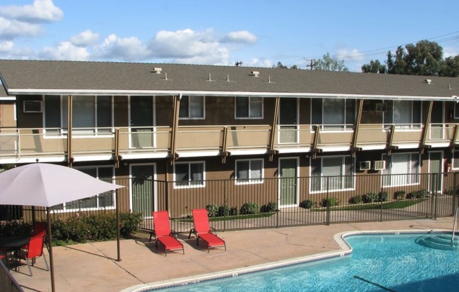 Towne Centre at Orange Apartment Homes in California near Anaheim featuring one bedroom, two bedroom and three bedroom apartments.