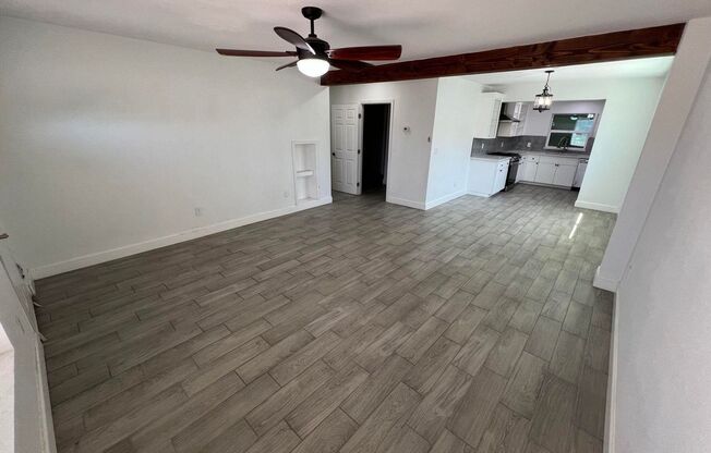 382 W Cocopah St