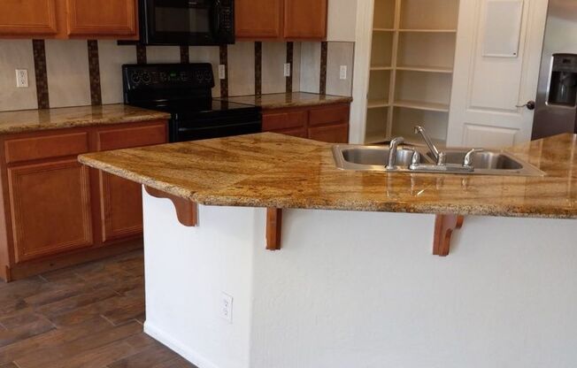 Phoenix Split Floor Plan 4 Bedroom + den