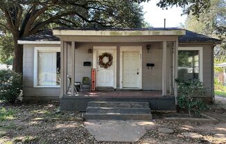 Bossier One Bedroom Apartment with Bonus Space